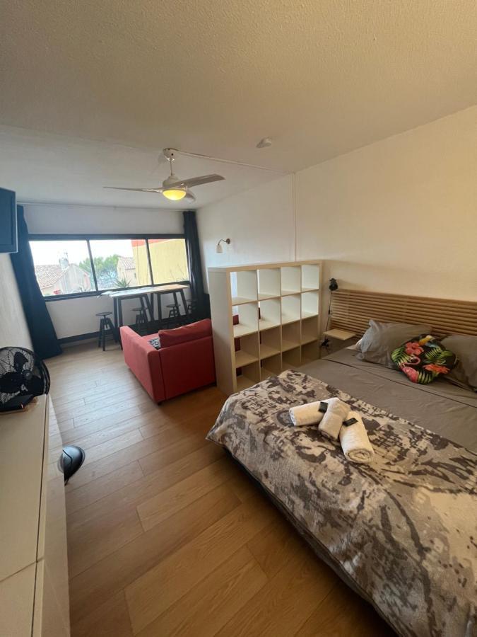 Confortable, Petite Vue Et Piscine Apartment *